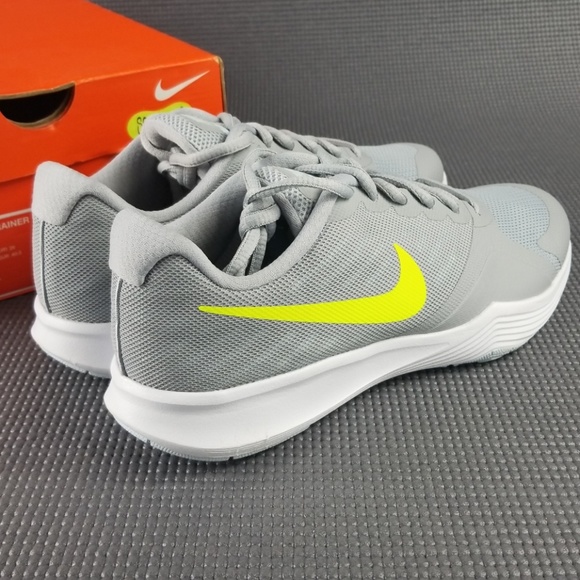 Nike Shoes - Nike Womens City Trainer